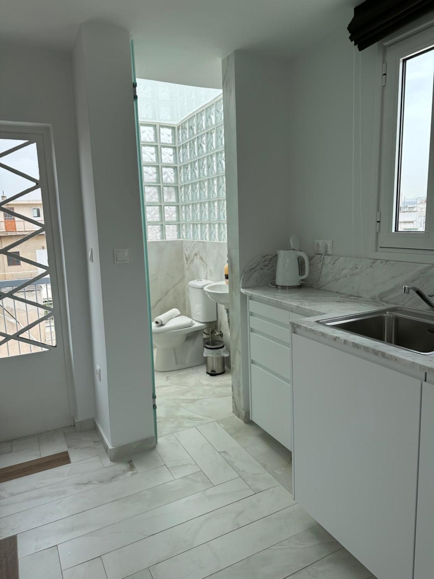 Graffiti Roof Apartment Атина Екстериор снимка